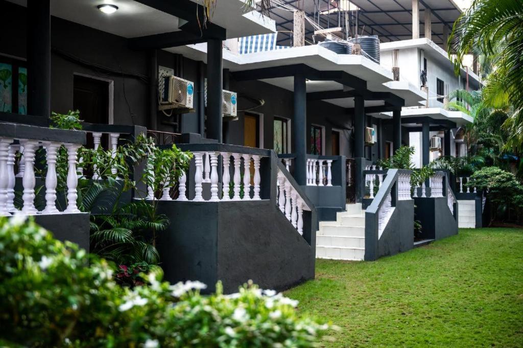 Vintage Beach Resort อากอนดา ภายนอก รูปภาพ