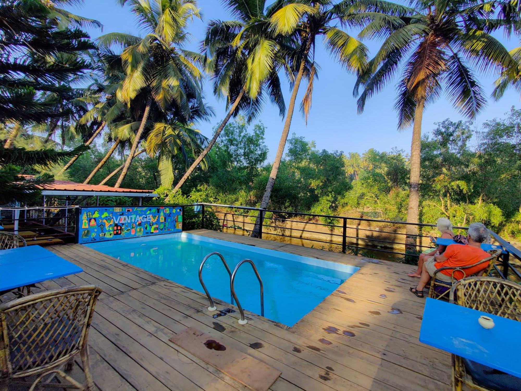 Vintage Beach Resort อากอนดา ภายนอก รูปภาพ
