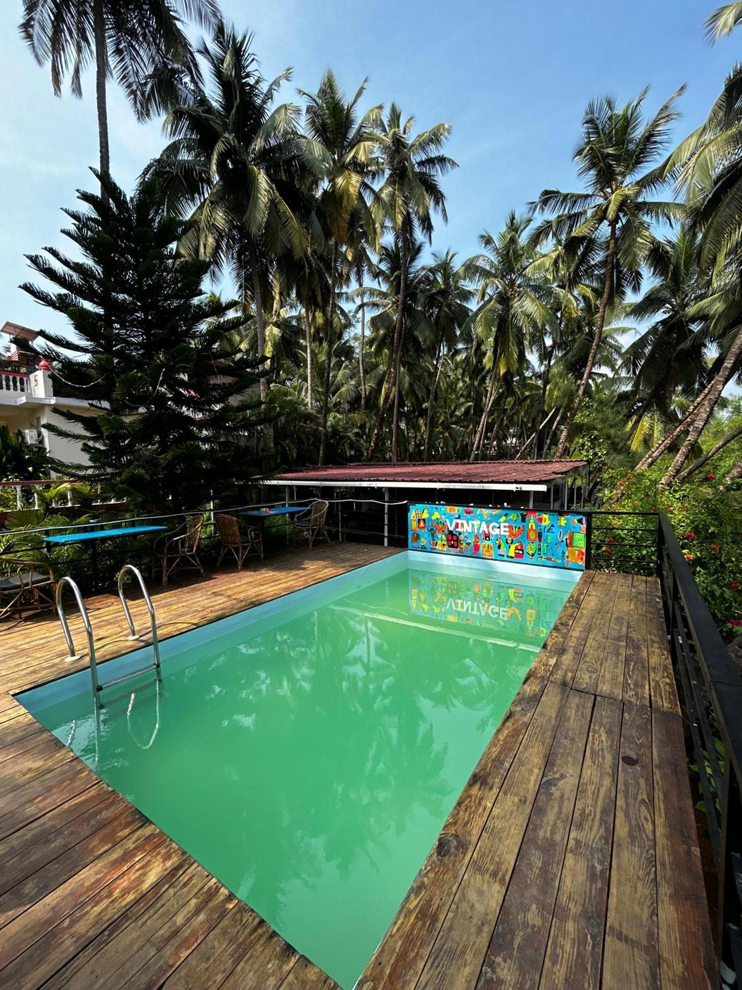 Vintage Beach Resort อากอนดา ภายนอก รูปภาพ
